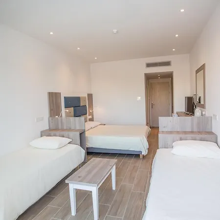 Stratovarius Nissi Aparthotel 4*