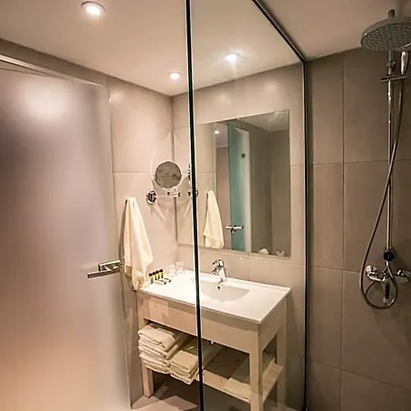 Stratovarius Nissi Aparthotel