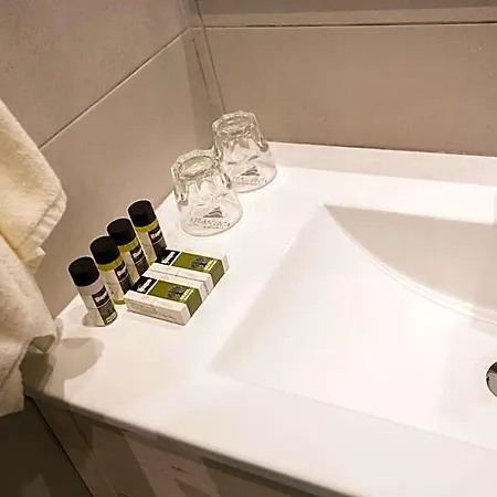 Aparthotel Stratovarius Nissi Ayia Napa