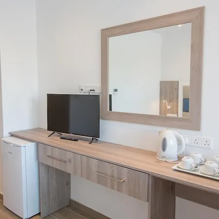 Stratovarius Nissi Апарт-отель